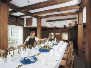Syburg 3*